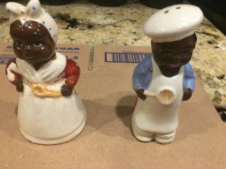 Vintage 1950s Black Americana Mammy And Pappy Ceramic Salt & Pepper Shakers