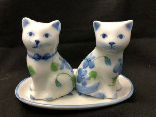 Andrea Sedak Cat Salt And Pepper Shakers With Tray
