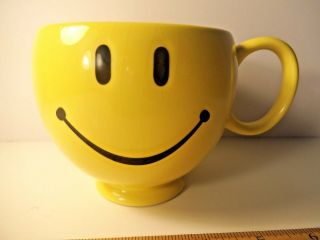 Yellow Smiley Face Large Ceramic Coffee Mug Cup Soup Retro Gift Smile