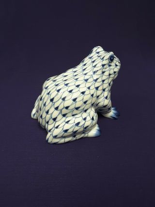 Blue and White Ceramic Hand painted Frog Andrea by Sadek Fishnet Design 2