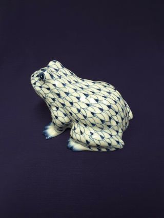Blue and White Ceramic Hand painted Frog Andrea by Sadek Fishnet Design 5
