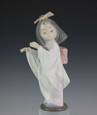 Retired Lladro Spain Playing The Flute 6150 Geisha Girl Porcelain Figurine Sms