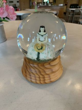 Scarlett Snow Globe And Music Box.  Gone With The Wind