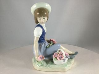 Lladro Porcelain Figurine Picking Flowers 1287 Girl Seated w/Basket of Flowers 2