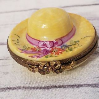 Limoges France Peint Main Trinket Box Hinged Hat Yellow Flowers 2