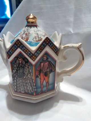 Vintage Sadler Queen Elizabeth 1 Teapot