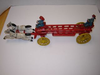 Antique Vintage Cast Iron Toy Horse Drawn Fire Truck Ladder Wagon W/ 2 Men