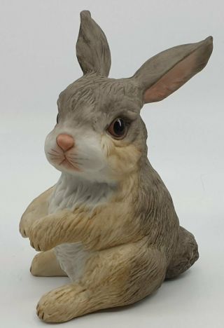 Boehm Porcelain Sitting Rabbit Figurine 400 - 86