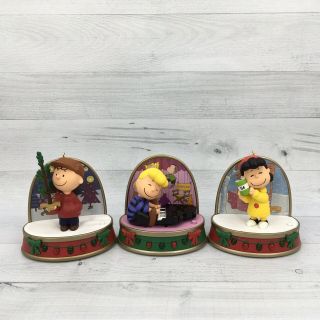 2018 Hallmark Peanuts Storytellers Magic Ornaments Set Of 3