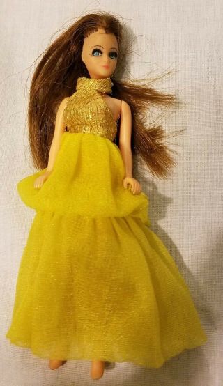 Vintage Topper Dawn Doll Fancy.  Feet Yellow Dress