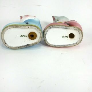 Vtg Pair Cats in Old Shoes Salt and Pepper Shakers.  Japan 3