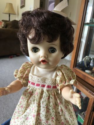 Vintage 1961 Yummy Uneeda Baby Doll 12 " Jointed Vinyl Body Dark Rooted Hair