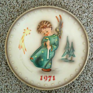 First Edition Hummel Annual Plate 1971 - Heavenly Angel 264