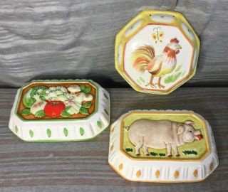 Set 3 Vintage Ceramic Jello Mold Kitchen Wall Art Decorations Animals Vegetables