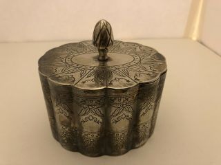 Silver Plated Etched Trinket Jewelry Oval Box W/lid Made In Hong Kong 5 " Tall
