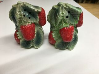Vintage Strawberry Salt And Pepper Shakers 3