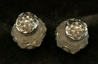Vintage mini glass and silver Salt & Pepper shakers 2