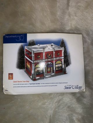 Dept 56 Snow Village Lionel Electric Train Shop Christmas 54947 Lighted Ceramic