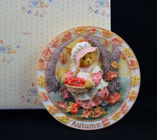 Cherished Teddies Enesco Sculpted Plate Autumn