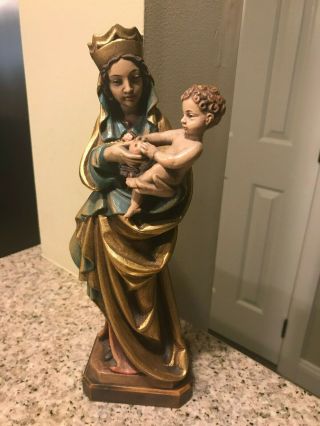 Anri Hand Carved Madonna And Child With Orb Hand Painted Stunning Piece 11.  5 In.