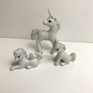 Vintage Enesco 1983 Unicorn Porcelain Figurines 3: (1) Adult,  (2) Babies