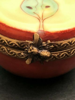 Limoges - Apple Half - Hinged Porcelain,  Hand Painted Trinket Box from France 3