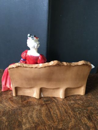 royal doulton figurines “Belle Of The Ball” HN1997 4