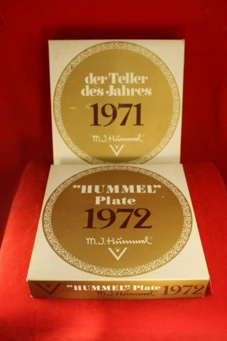 Pair Hummel 1971 & 1972 Collector Plates W Boxes - Goebel Christmas
