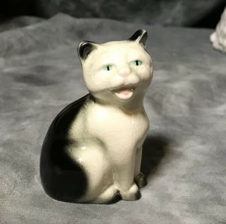 Adorable Goebel Meowing Cat White and Black Porcelain 3 