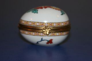 Porcelaine LIMOGES Castel France Egg - Shaped Hinged Trinket Box 5