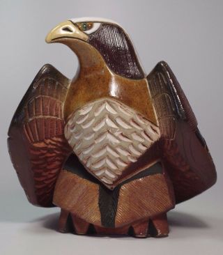 A Large Vintage Artesania Rinconada Ceramic Eagle 6 1/4 "