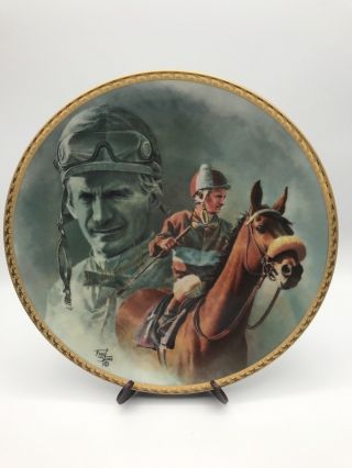 American Artists Collectible Plate " Old Warriors " By Fred Stone 10 1/4