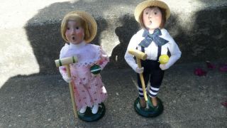 Byers Choice Caroler Croquet Boy And Girl (year 2000) Set Of 2