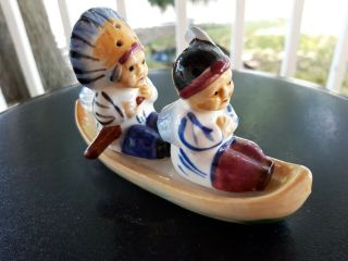 Vintage Indians Man And Woman In Canoe Salt And Pepper Shakers Japan So Cute 3 P
