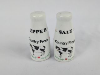 Dairy Cow Country Fresh Salt And Pepper Shakers Floral Heart Black White Farm