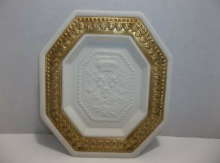 Vintage MOTTAHEDEH Crest Wall Plaque Porcelain GOLD GILT Italy 4
