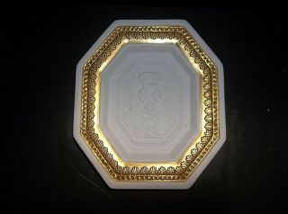 Vintage MOTTAHEDEH Crest Wall Plaque Porcelain GOLD GILT Italy 8