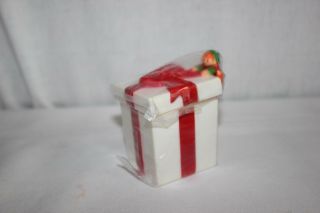 Vintage Hallmark Merry Miniature Christmas Trinket Box Elf Present 1985