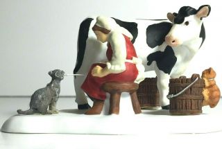 Dept 56 England Village Series Milking The Cow,  2001 Retired 2005,  56683