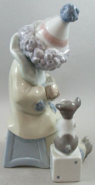 Lladro Pierrot with Concertine 5279 / Clown with Accordion and Dog 2