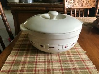 Longaberger Woven Traditions Pottery Traditional Red 3 Qt Round Casserole W/lid