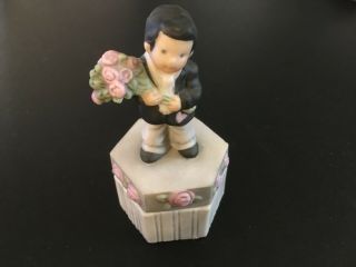 Kim Anderson 1998 Trinket Box - " I Know How To Win A Heart " Pretty As A Picture