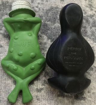 (2) Vintage Avon Freddie Frog Perry Penguin Soap Dish Floats Rubber Soap Dishes