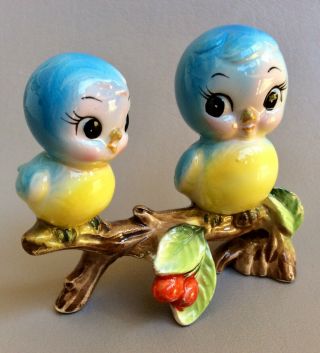 Vintage Adorable 1950s Mid - Century Norcrest Ceramic Bluebirds On A Cherry Branch