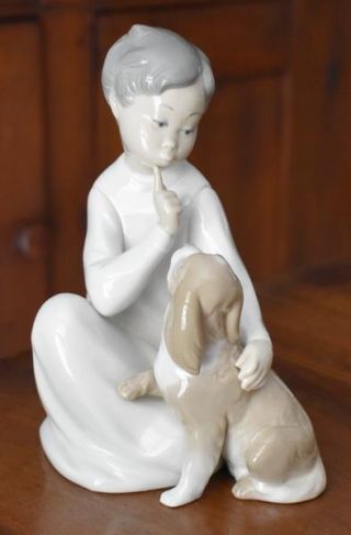 Charming Vintage Lladro Daisa Young Boy With Dog Figurine 4522