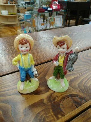 Tom Sawyer & Huck Finn Story Characters Salt And Pepper Shakers Enesco 