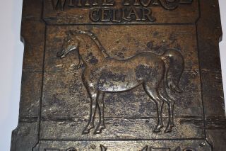 WHITE HORSE CELLAR Wall Plaque Sign Syroco 4587 Scotch Whisky Bar Pub Art Gold 3