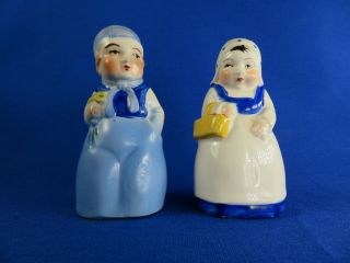 Vintage Dutch Boy And Girl Ceramic Salt & Pepper Shakers,  Czech