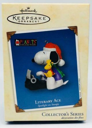 2002 Literary Ace Hallmark Ornament Spotlight On Snoopy 5 3