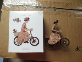 Wizard Of Oz Miss Gulch Hallmark Ornament Musical Toto Bicycle Dorothy